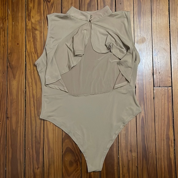 It’s Fashion XL - Picture 2 of 2